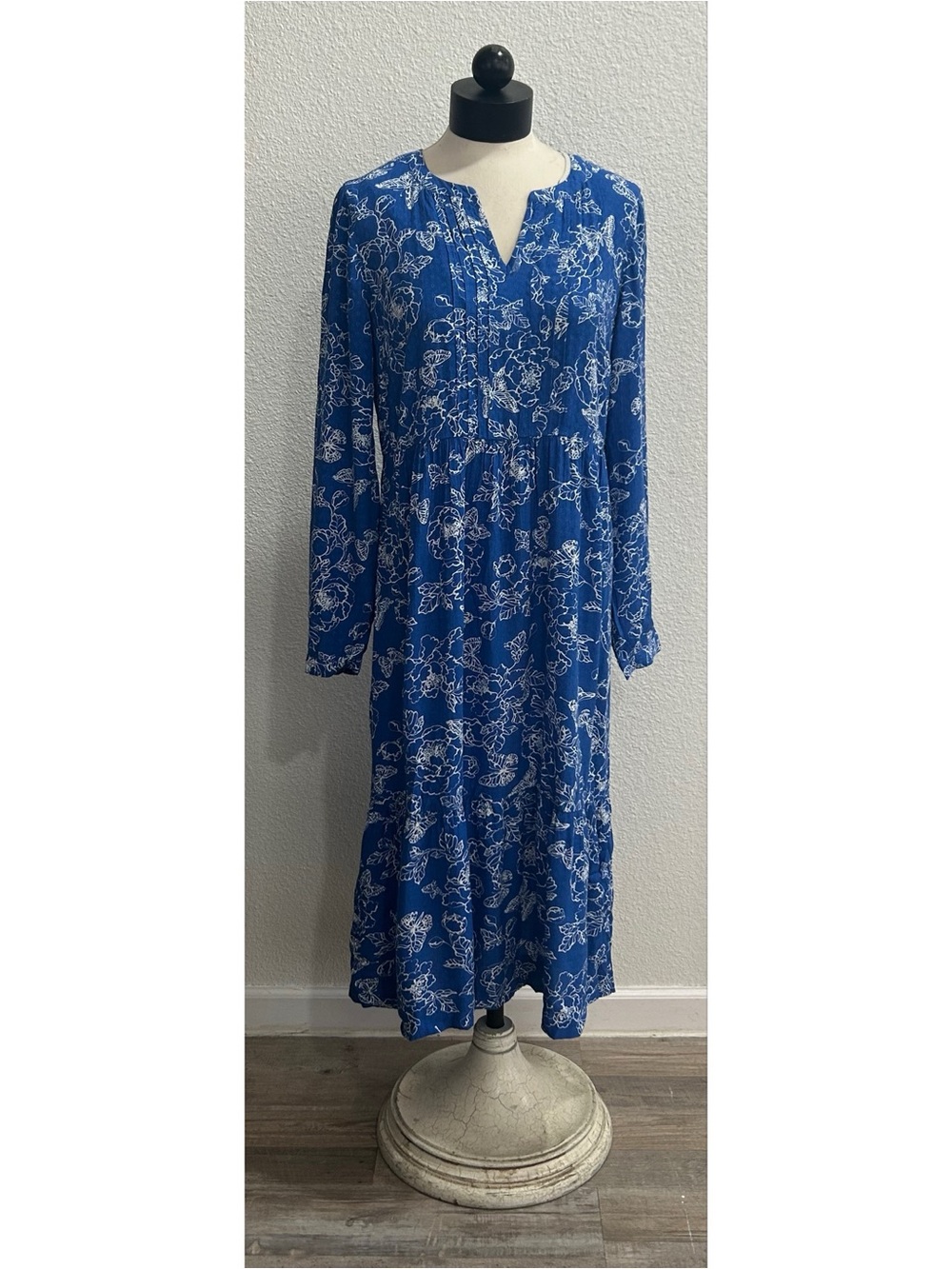 J. Jill Women’s Size Small Blue Floral Tiered Midi Dress Long Sleeve Pleated